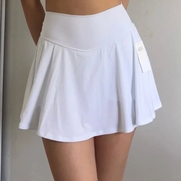 Gilly Hicks | Skirts | Gilly Hicks Active Go Energize Skortie